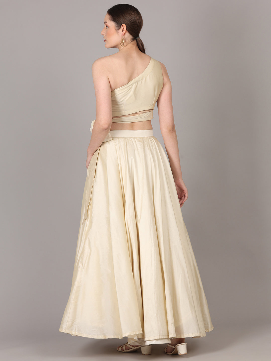 IVORY CROP SKIRT SET